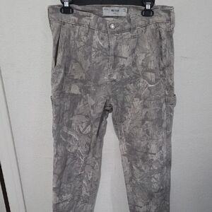 Hollister Men's Stone Camouflage Cargo Pants